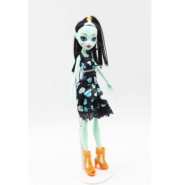 High Quality Fasion Dolls Draculaura/Clawdeen Wolf/ Frankie Stein / Black WYDOWNA Spider Moveable Body Girls Toys Gift