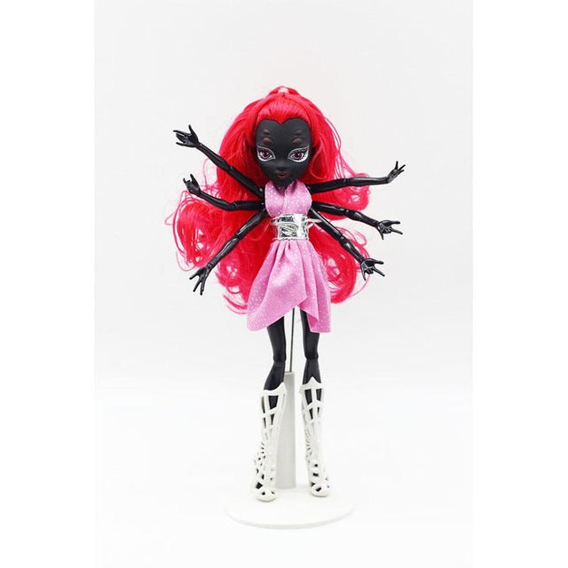 High Quality Fasion Dolls Draculaura/Clawdeen Wolf/ Frankie Stein / Black WYDOWNA Spider Moveable Body Girls Toys Gift
